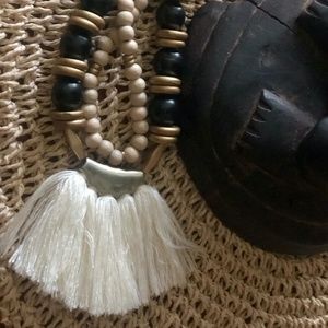 NWOT Boho Wooden Bead Tassel Necklace